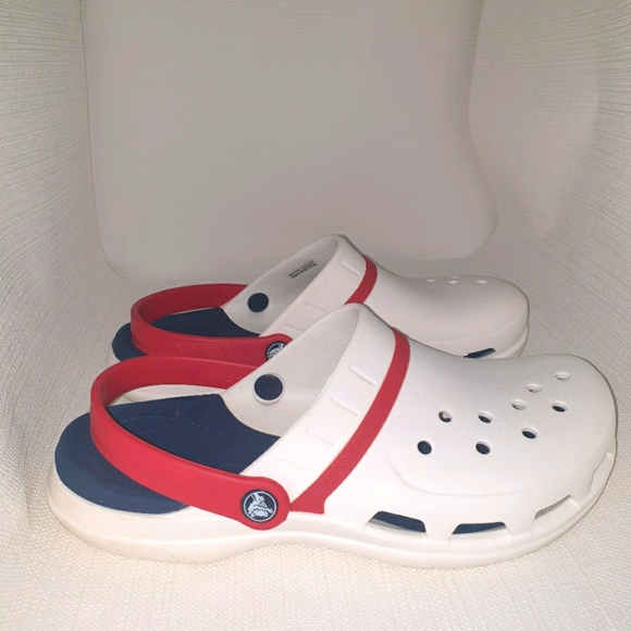 CROCS Other - Crocs Men size 9 woman size 11